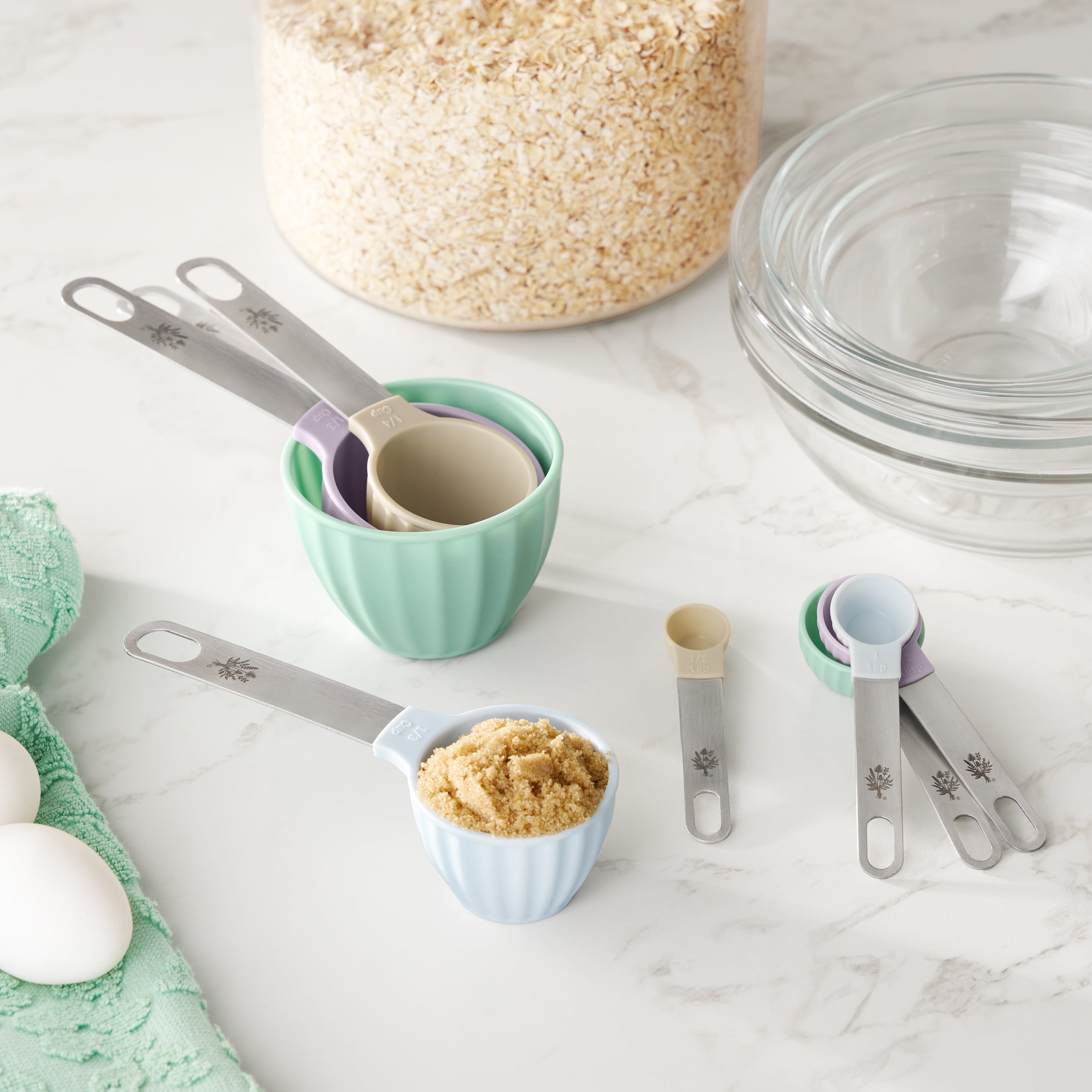 8-Piece Plastic Measuring Cup and Spoon Set, Multicolor